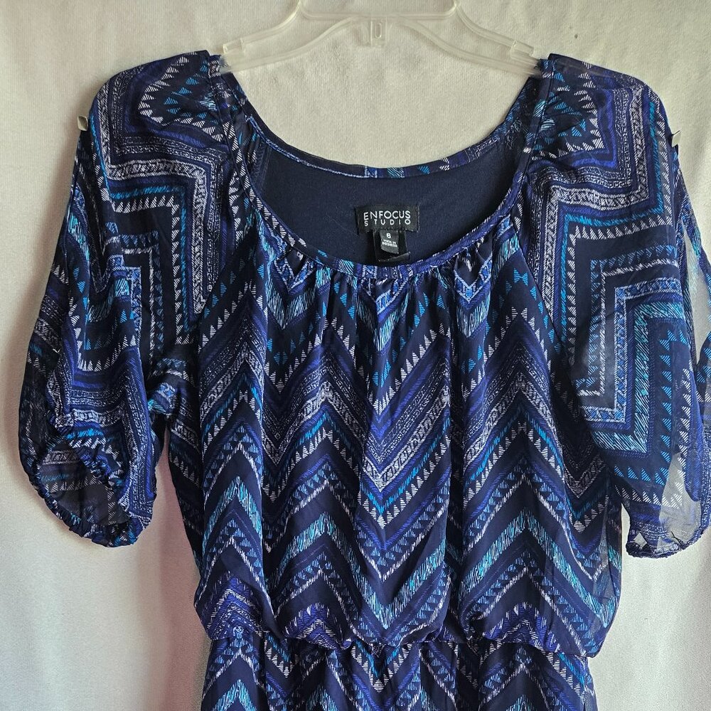 Enfocus Studio dress, size 6. Flowy sleeves, perfect for summer. Blue pattern.